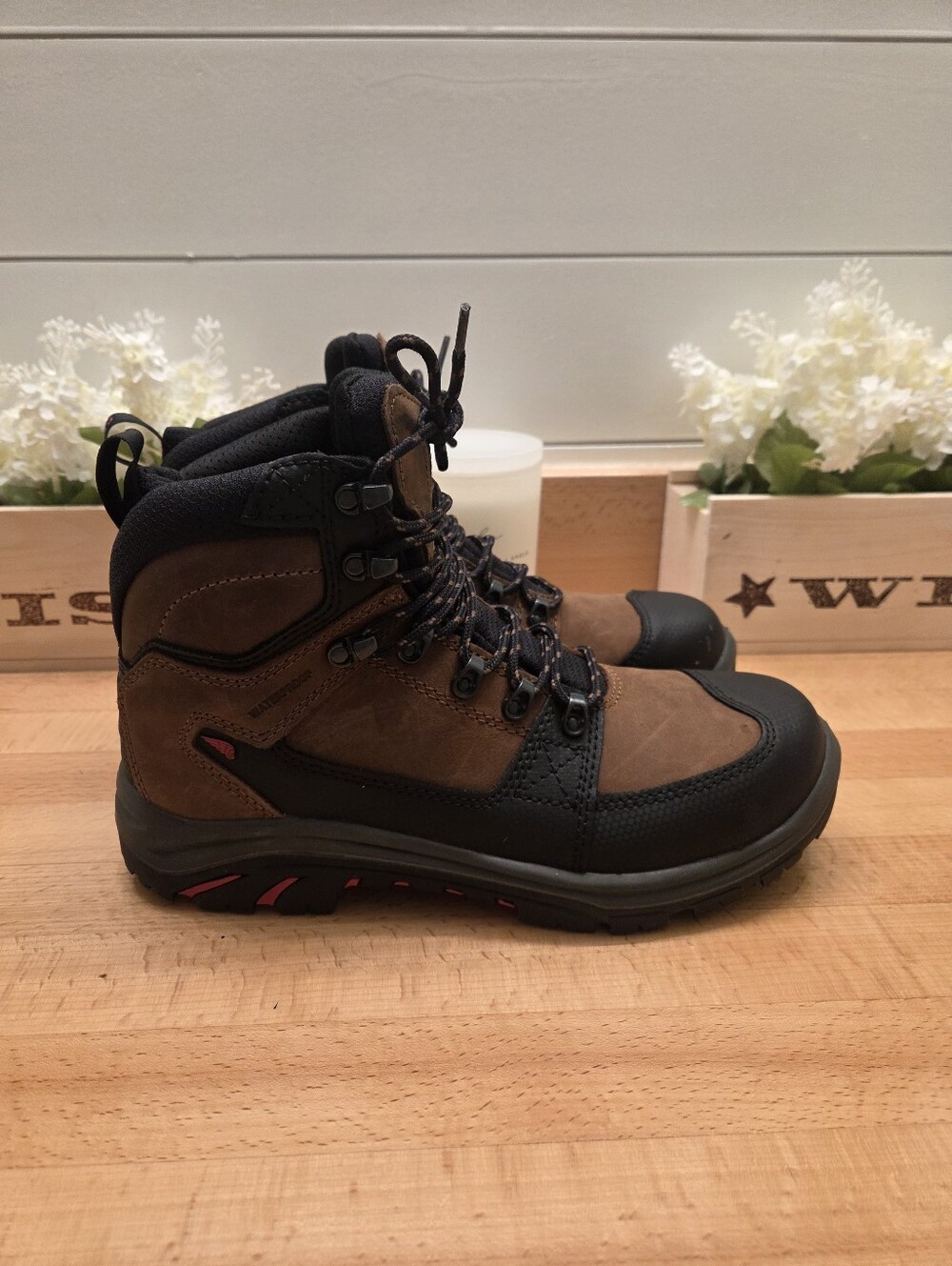 Red Wing Tradesman Men's 6-inch Waterproof CSA Safety Toe Work Boots Size 9.5 D